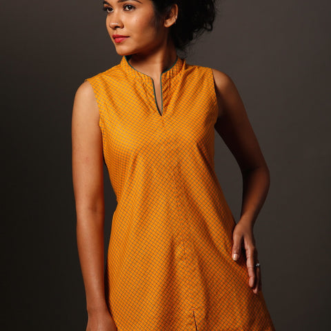 Tops & Tunics