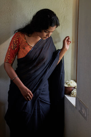 Karuppu Kota Saree